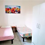 Familienfreundliche Wohnung, Nur 250M Vom Meer
